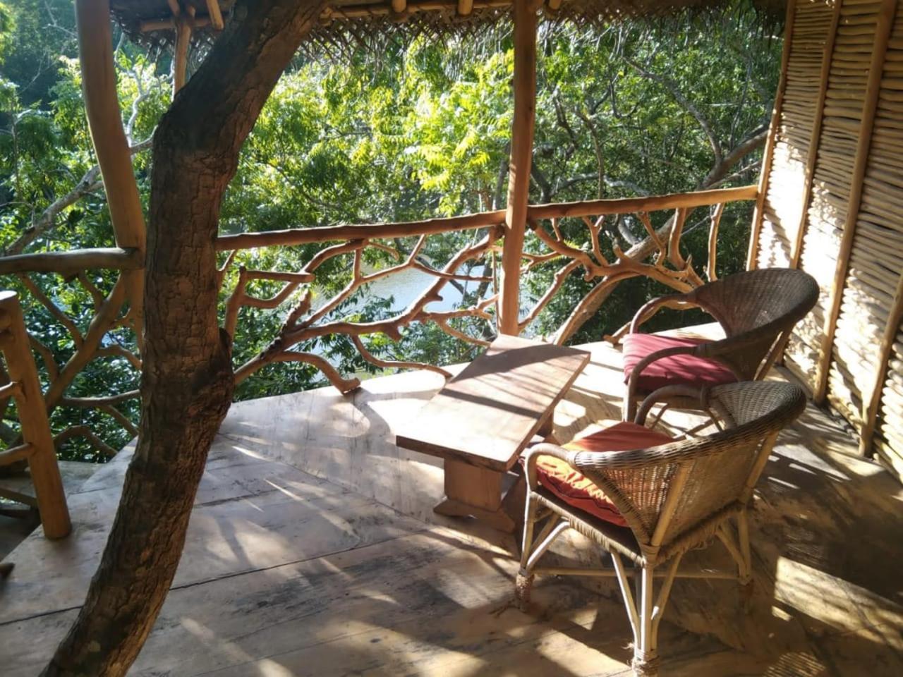 Mermaid Cabana And Tree Houses Тангалла Номер фото